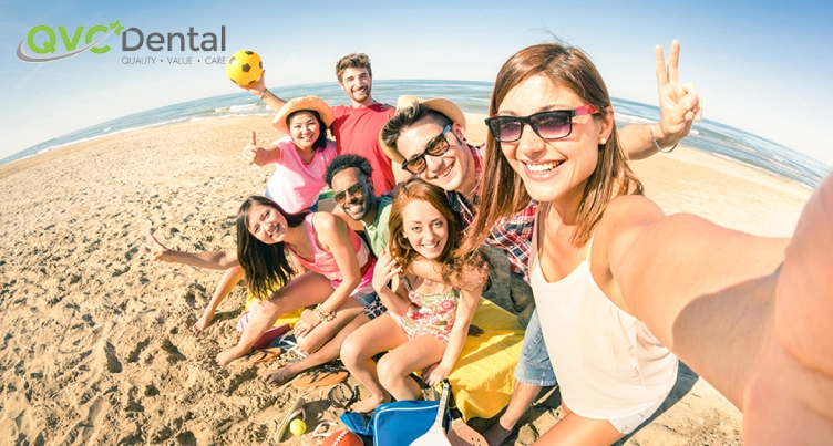 How to Keep Your Teeth Healthy During the Summer Holidays